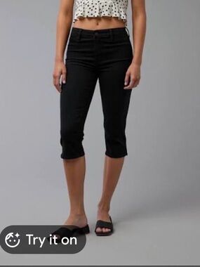 American Eagle Outfitters Black Cropped Capri Jeans